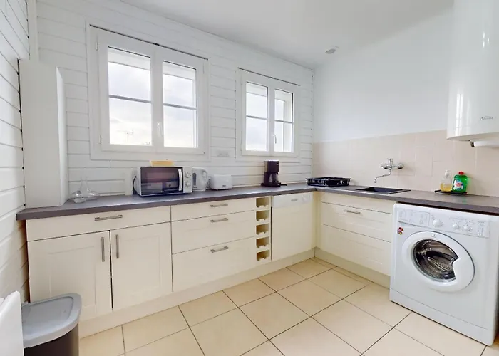 Etoile Des Mers * Σαιν-Ζαν-ντε-Μον